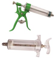 Syringes for livestock. Picture fom www.alibaba.com